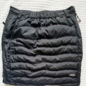 SKHOOP SHORT DOWN SKIRT SIZE LG